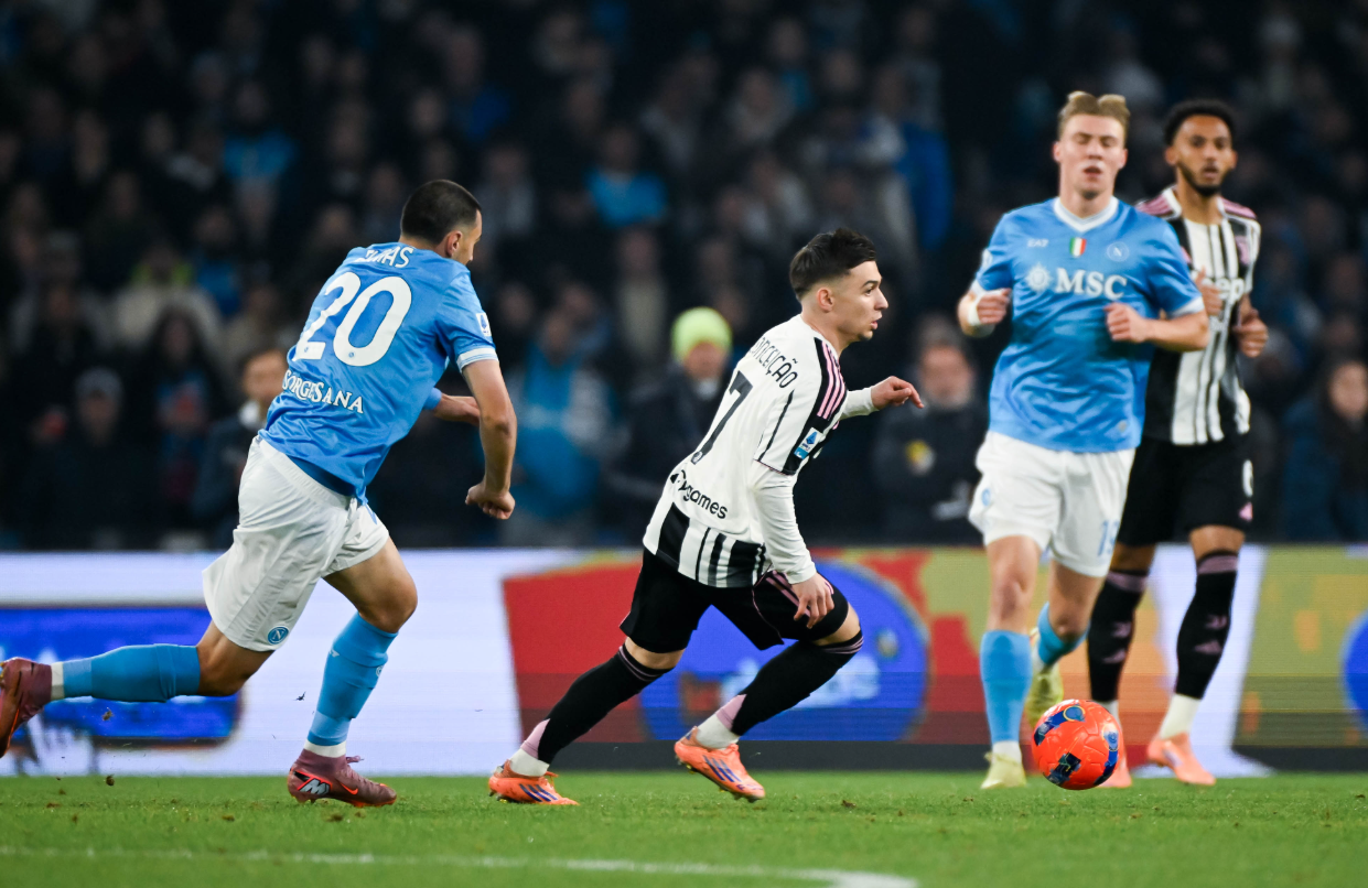 Napoli vs Juventus (02:45 – 08/12) | Xem lại trận đấu